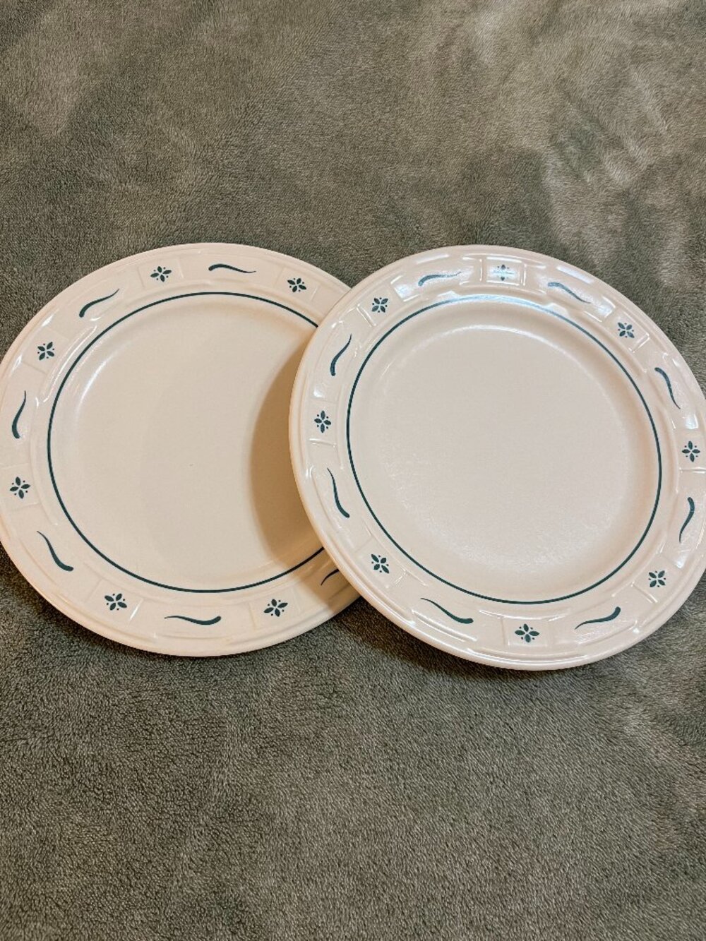 2 Longaberger Woven Traditions Heritage Green 10" Dinner Plates